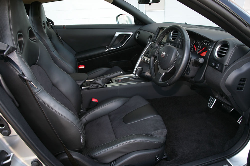 Nissan Gtr Interior Pics. Nissan GT-R à venda em
